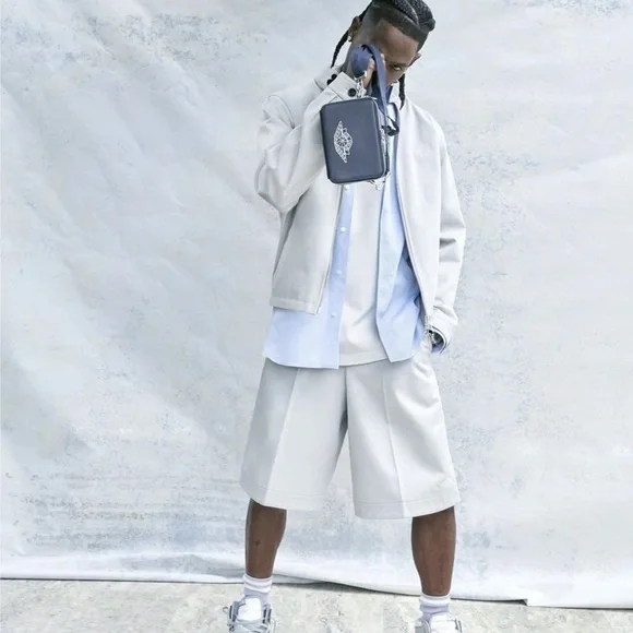 DIOR X AIR JORDAN 2020 Air Dior Wing Logo Zip-Around Crossbody Bag Navy - Picture 2 of 16